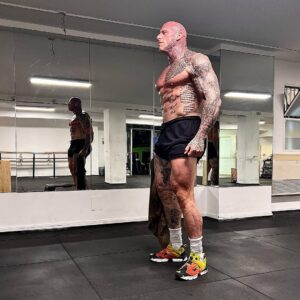 Martyn Ford Instagram - If you can look in the mirror, and know you have done your very best, that’s all you can ask of yourself.  You can’t force a situation, you can’t force those around you to be anything more than they are … all you can do, is be the best version of YOU that YOU can be, be proud knowing your different, be proud knowing you did it your way, and be proud knowing against all odds your still trying, your still hungry and your still ambitious enough to dream BIG … go chase your dreams, no matter how outrageous, how insane they may seem … #mindset #positivity #ambition