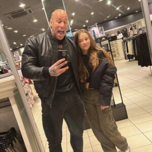 Martyn Ford Instagram - A day out with my First born, the original princess, how has she grown so fast 😭😭… 11 going on 18 …. PLEASE STOP growing so fast 😭😭 …. #dad #daughter #love #princess