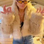 Mary Fitzgerald Instagram - Just sharing my Long Term Goals. 🤪 #sellingsunset #marybonnet #hotter #richer #weirder #realitytv #inmyownworld #netflix #season7