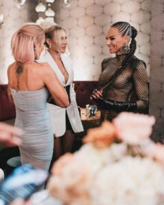 Mary Fitzgerald Instagram - Celebrating my Best Friend. The most deserving women of all of the most amazing things this life has to offer. Happy Birthday Beautiful @amanzasmith you stole that room 🖤🤍 Glam: @chrisartease Romain’s Suit: @sebastiancruzcouture