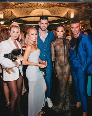 Mary Fitzgerald Instagram - Celebrating my Best Friend. The most deserving women of all of the most amazing things this life has to offer. Happy Birthday Beautiful @amanzasmith you stole that room 🖤🤍

Glam: @chrisartease 

Romain’s Suit: @sebastiancruzcouture