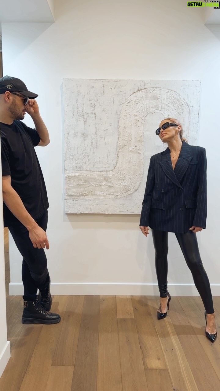Mary Fitzgerald Instagram - The 2024 Bonnie and Clyde πππ₯°π & of course me busting out dance moves Romain canβt resist π #datenight #dancemoves #droppedmyjaw #couplegoals #maryandromain #sellingsunset #netflix #love #husbandanswife #bestfriend #mylove