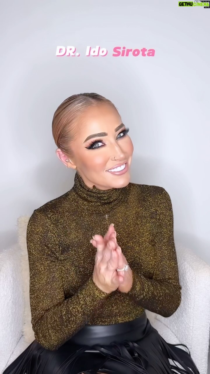 Mary Fitzgerald Instagram - I am so excited to announce that I am officially a board member of the foundation of the AAGL. This Board is an amazing resource to women’s health and I can’t even begin to tell you how honored I am to be a part of it. This will allow an opportunity for me to use my platform to help women globally. My vision is to elevate accessibility to healthcare, creating opportunities for women to prioritize their well-being with true compassion, and community. A good friend of mine and Brilliant Doctor @dr.idosirota is also part of the board and we decided to team up to create a safe place for women to ask any and every question they are too scared or embarrassed to ask their doctor or maybe even just use this opportunity to ask questions to learn how to advocate for your own health. Ido and I will be doing monthly lives to support women yet make it anonymous and light hearted. ❤️ In hopes that this is helpful to women all over the world. Thank you Ido, for offering your knowledge and expertise to continue to be a resource for women. We will be posting A question box in my story, ask away. Nothing is off limits. #aagl #foundation #womenshealth #womensupportingwomen #doctorido #gynecology #endometriosis #womenshealthmatters #advocateforchange #wellnessadvocate #healthiswealth #fyp #safeplace #roboticsurgery #aaglboardofdirectors2024 #marybonnet #sellingsunset #dogood #bethechange