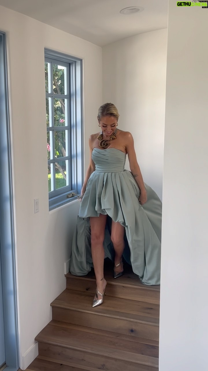 Mary Fitzgerald Instagram - Going into my birthday weekend like…. 👗 *past event* but this gown needed it’s very own moment 🤍 I felt like a 👸🏼 princess! @azazieofficial Silver Pumps: @iamdanielauribe Hair: @sydstaehle Makeup: @chrisartease