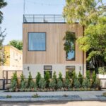 Mary Fitzgerald Instagram - Just Listed ✨ 609 BROADWAY ST.- $5,849,000 A newly constructed contemporary duplex in the heart of Venice just blocks away from LA's trendiest street, Abbot Kinney. Completed in 2022, this legal duplex with fully approved Condo entitlements showcases an impeccable architectural design by the acclaimed architect Robert Thibodeau, with a front house featuring 4 beds/4 baths, and a back house offering 3 beds/3 baths, resulting in a generous combined area ofover 6,000 sq.ft. Outstanding features abound in this property, including Caesarstone kitchen countertops. stylish Carrera covered bathrooms. eye-catching cedar siding. exquisite white oak hardwood floors, and top-of-the-line appliances. Each structure is enhanced by a spacious loft area of 1,400 sq. ft. with impressive 15-foot ceilings and private rooftop decks, providing a serene retreat for relaxation and leisure. The main suite occupies the entire top floor of each home, while the entry level of each structure encompasses the remaining bedrooms and bathrooms, an entertainment room, and a convenient 4-car garage. The duplex currently generates an impressive $30,000 per month in collective rents from stable credit tenants with 12-month leases, with the front residence (4 beds spanning 2,916 sq. ft.) leased at $16,000/mo., and the back residence (3 beds and an ample 3,218 sq. ft.) leased at $14,000/mo., with separate utility meters. Furthermore, LA County has granted approval for the conversion of these two homes into condominiums. Upon the expiration of the existing leases, the new owner will have the flexibility to either enjoy both residences, or consider retaining one for personal use while selling/leasing the other unit. BEDS: 7 SQ. FT: 6,134 $5,849,000 BATHS: 7 PARKING: 8 CAR Listed By: @jasonoppenheim @theheatherraeelmoussa @theoppenheimgroup
