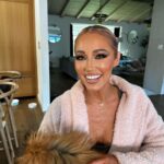 Mary Fitzgerald Instagram - Swipe to see @sellingsunsetnetflix’s new glam assistant 🐕 Another amazing day on set w/ our beautiful angel @themarybonnet and her sweet fur babies 🤍 thank you for having me Mary! Love you! Hair + Makeup by Me Assisted my my sweet @lvmuabella + Thor 🐶 #sellingsunset #netflix #lamakeupartist #lasvegasmakeupartist
