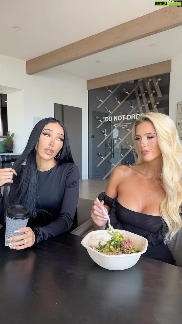 Mary Fitzgerald Instagram - If your friends don’t talk to you like this, they ain’t real. #thishoe #funnyreels #friends #lunch #sellingsunsetbesties #netflix #realitytv