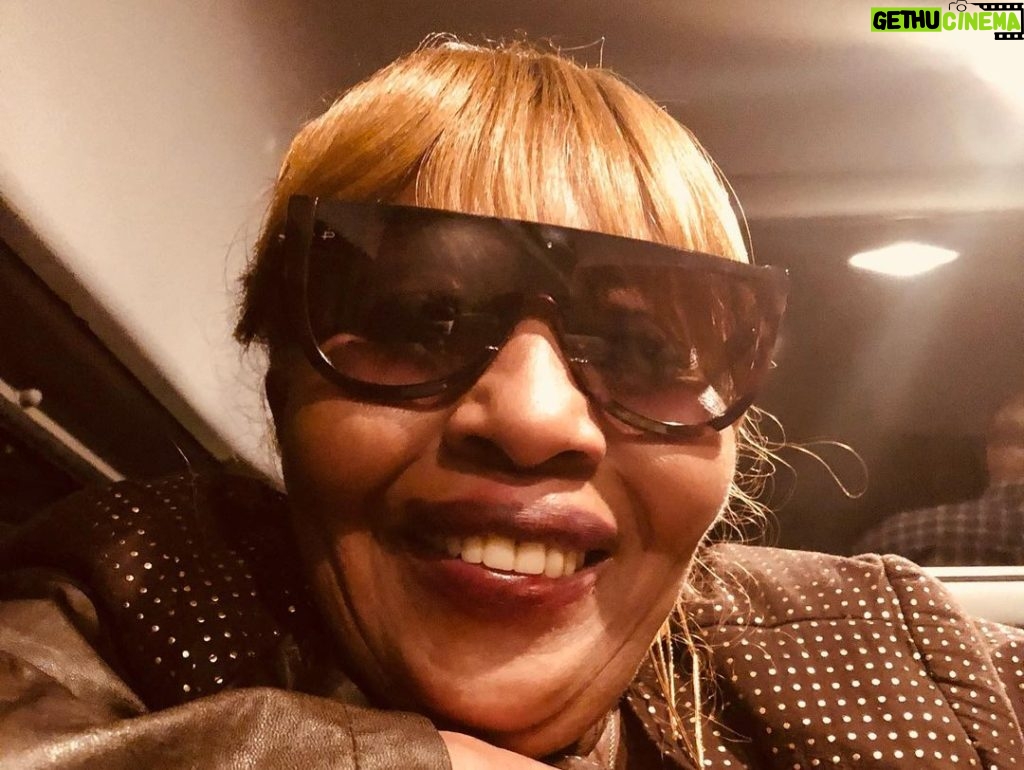 Mary J. Blige Instagram - Happy Birthday Mommy!!!!! It is the biggest blessing of all when you have life and your mother!!!!!! Love you sooo much mommy you’re the greatest!!!!