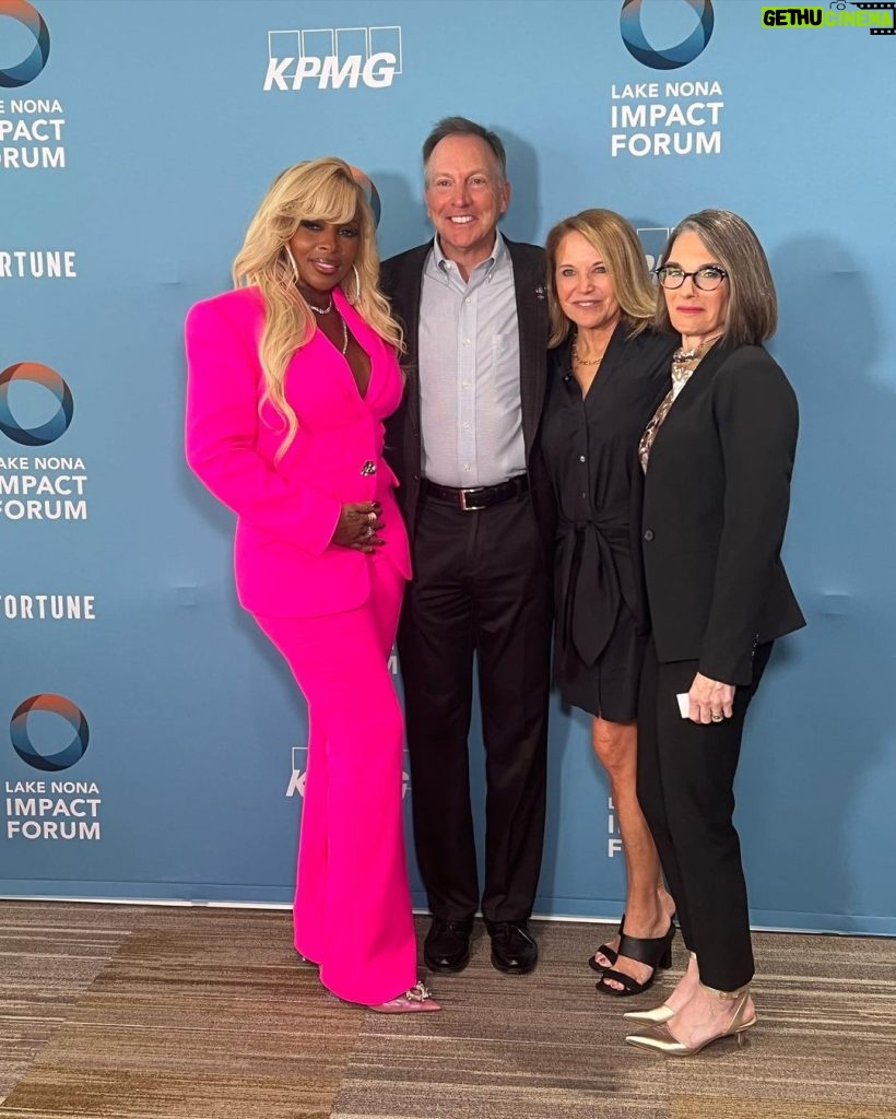 Mary J. Blige Instagram - It was great to join @katiecouric and my partners @Hologic for an important conversation about reducing health inequities and improving access to regular screenings. We need to do everything we all can to improve healthcare for ALL women. Thank you to @Lakenonaimpactforum for hosting such a powerful event.  #womenshealth #LNIF23