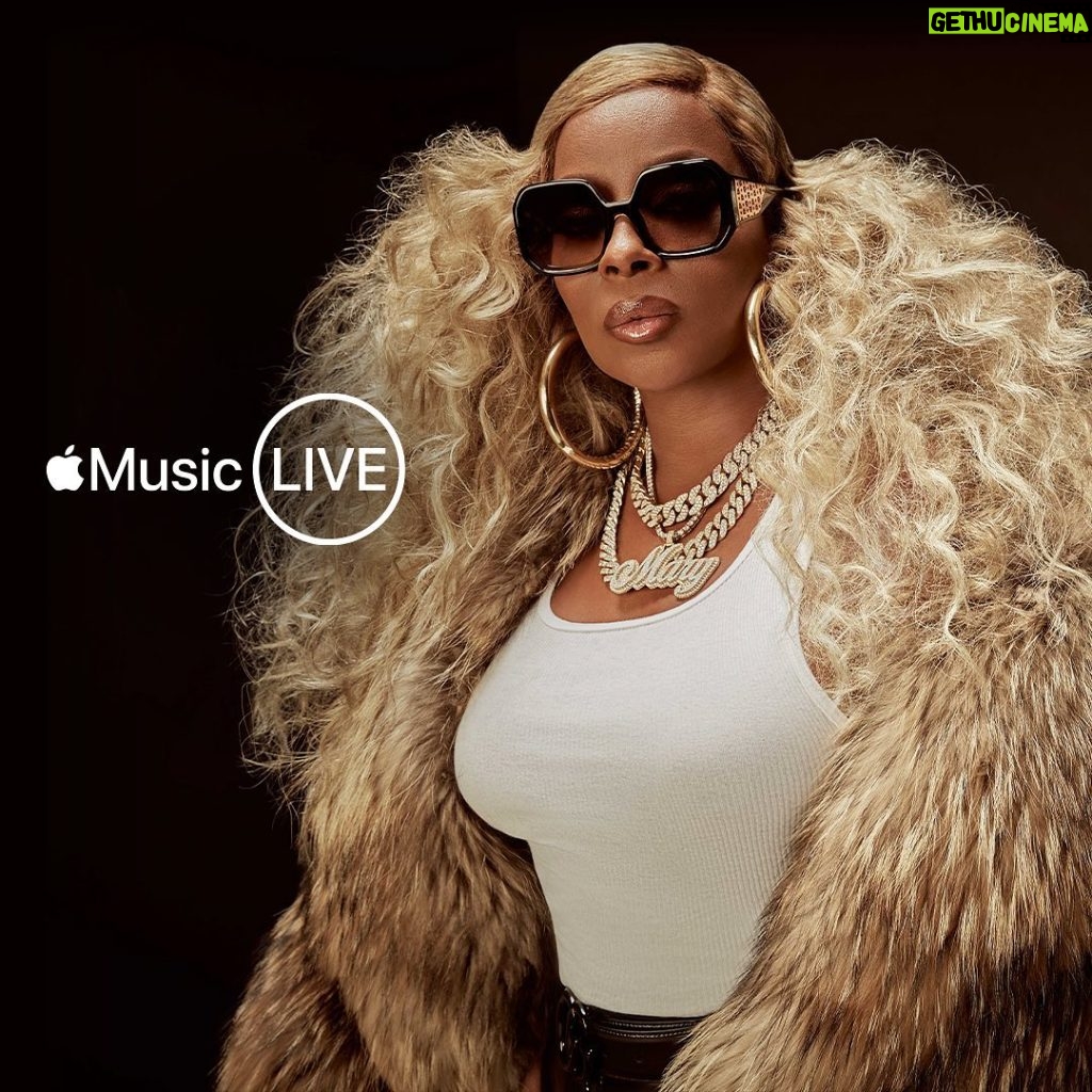 Mary J. Blige Instagram - Queen of Hip-Hop Soul @therealmaryjblige takes #AppleMusicLive to NYC for one night only at the historic United Palace. Sign up for free tickets to the exclusive show and get ready to watch the stream on July 27, only on Apple Music. Link in bio.