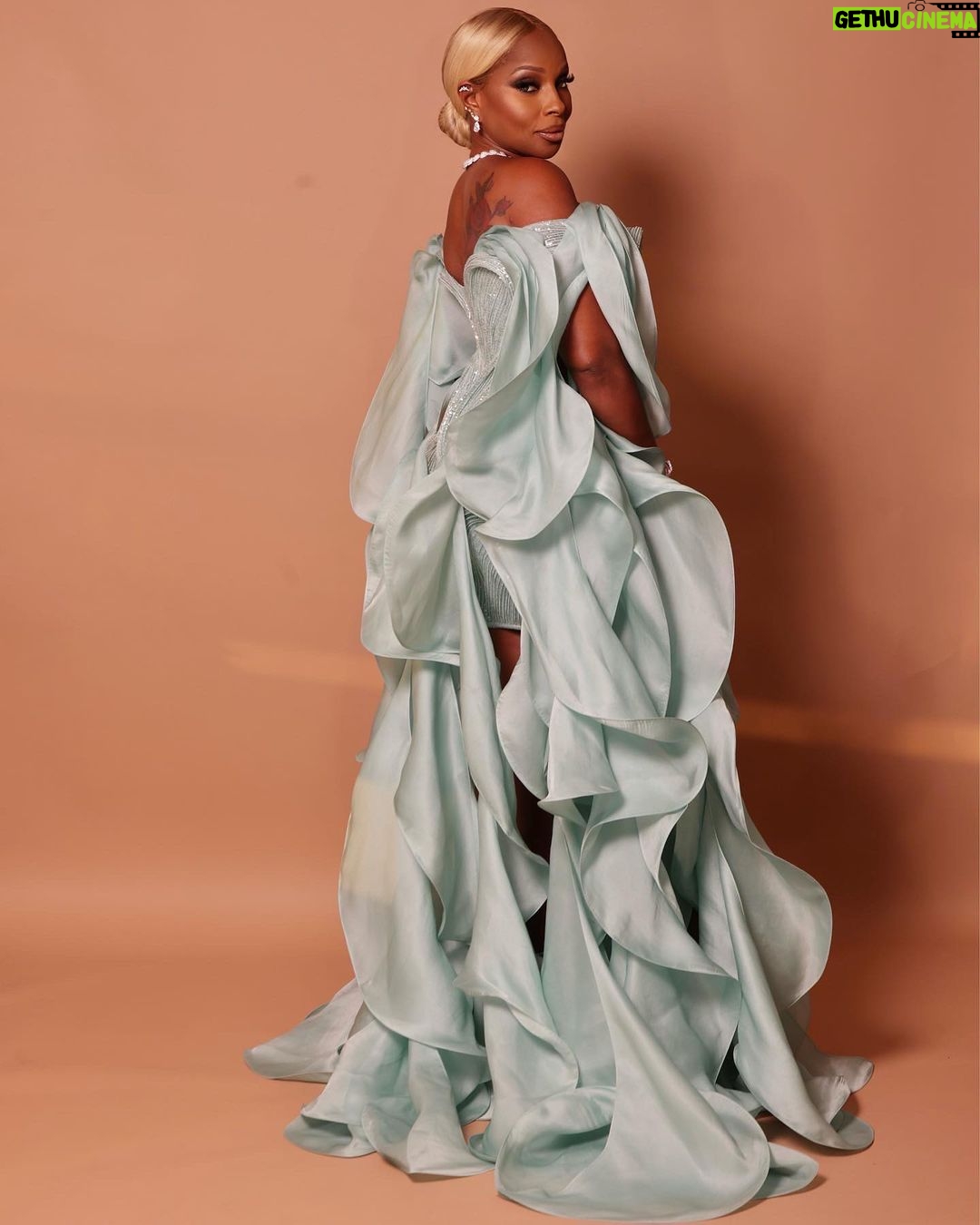 Mary J. Blige - 180.9K Likes - SFPWM. #Time100