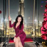Maryam Zakaria Instagram – My favourite CÉ LA VI😍🔥

#celavi #dubai #beautifulplace #ootd #dress #glam #reelsinstagram #burjkhalifa #dubailife CeLaVi