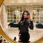 Maryam Zakaria Instagram - Hey you 🖤🔥 #ootd #ootn #blackdress #dubai #reelsinstagram Ritz Carlton, DIFC, Dubai