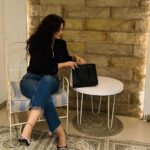 Maryam Zakaria Instagram - Simple & Chic OOTD☺️🖤 #outfitinspo #ootd #womenfashion #fashionista #fashioninfluencer