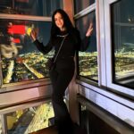 Maryam Zakaria Instagram - Lovely place with beautiful view 😍 #himlen #skyview #stockholm #sweden #beauutifulview #blackoutfit #ootd Sky Bar - Restaurang Himlen, Stockholm