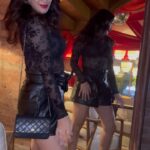 Maryam Zakaria Instagram - That’s me 😉🖤🔥 #ootd #blackoutfit #glamlook #outfitinspo #trendingreels #explore #reelsinstagram #mzmirrorreels #mirrorreels #maryamzakaria