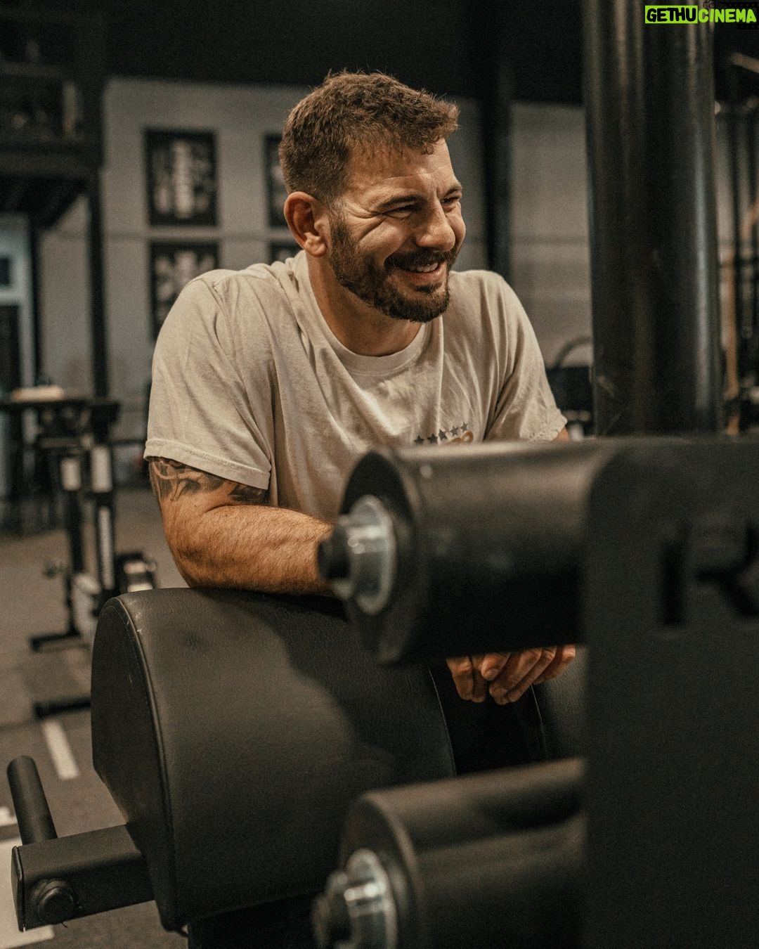 Mat Fraser Instagram - I swear one day you start coaching, and then you just start tilting your head like this — it’s part of the job. Getting home from Rogue has me STOKED for the season ahead. What off-season comps are you hitting? Drop ‘em in the comments. #HWPO