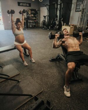 Mat Fraser Instagram - Pump sesh at home with my girls before traveling to Madison to meet up with the @hwpotraining team. 
-
Getting PUMPED for a solid week at @crossfitgames. COMMENT BELOW if you’re jumping into any of the HWPO activities throughout the week. #HWPO