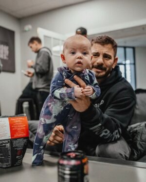 Mat Fraser Instagram - The sweetest season yet. Merry Christmas from our @hwpotraining family to yours 🖤 #HWPO