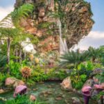 Matheus Ceará Instagram - E nossas férias continuam por esse mundo encantado em Orlando! Um dos passeios mais legais aconteceu hoje pelo Pandora the Word of Avatar! Acompanhem tudo nos stories! 😉 #ferias #viagem #familia #segunda #trip #passeio