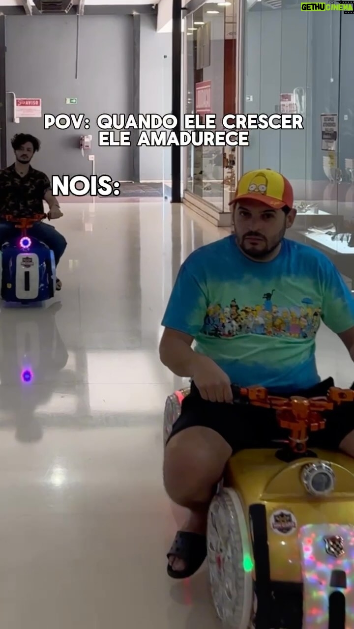 Matheus Ceará Instagram - Nois cresce maissss num amadurece! 😂😂🤣!!! #humor #comedia #piadas