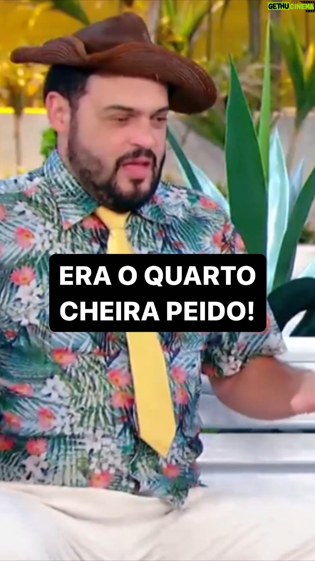 Matheus Ceará Instagram - Quartooouuu meu povo, semana tá passando rápido hein, mas dá tempo de você conferir a agenda e ir no show!! Bora?? 🤣🤣 🚨AGENDA GERAL DE SHOWS! VOCÊS PEDEM E EU CONTO!! 🚨 Se liga nas datas e corre no link da bio para garantir o seu ingresso @matheusceara 28/02- Araçatuba/SP 01/03- Marília/SP 02/03- Adamantina/SP 03/03- Bauru/SP 05/03- Jacareí/SP 07/03- Barra Velha 08/03- Florianópolis/SC 09/03- Itajaí/SC 10/03- Blumenau/SC 13/03- Lorena/SP 14/03- Três Rios/RJ 15/03- Resende/RJ 16/03- Volta Redonda/RJ #shows #show #standupcomedy #matheusceara #bomdiamundo #quartafeira