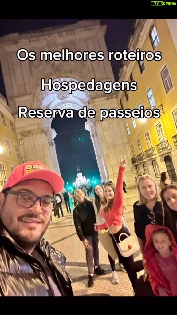 Matheus Ceará Instagram - Um resumo da nossa viagem pela Europa. Foram quatro países em 18 dias!!! Portugal, Inglaterra, Irlanda e França! E essa viagem só foi perfeita pela ajuda dos nossos parceiros da @flexviagens Eles nos auxiliaram na compra das melhores passagens, seguro viagem, roteiro nas cidades que iríamos estar e compra dos passeios ideais para a nossa família! Obrigado @flexviagens , sem vocês a viagem não teria sido a mesma 🙏🏻💚✈️ #flexviagens #viagem #eurotrip #portugal #inglaterra #irlanda #frança