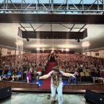Matheus Ceará Instagram - De hoje em Blumenau! Casa Cheia e mais uma semana Top de quinta a Domingo mais de 3 mil Pessoas Sorriram comigo! E ainda tem muito mais esse mês! Bora rir Brasil! Teatro Michelangelo - Uniasselvi