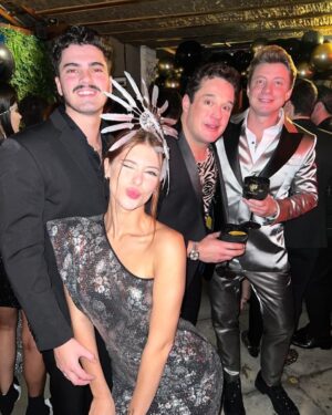 Matheus Lustosa Instagram - Festa lindaaa 🤩 #peixe40anos