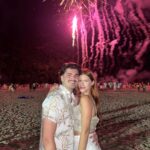 Matheus Lustosa Instagram - feeling 2022 in our own way 🥂 Juquehy Beach