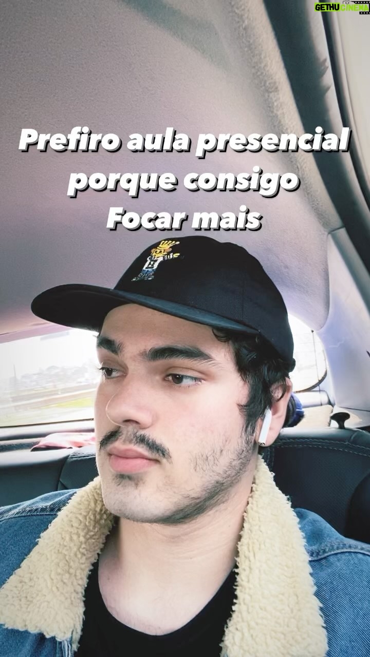 Matheus Lustosa Instagram - Quem concorda comenta um 😅#reelslovers