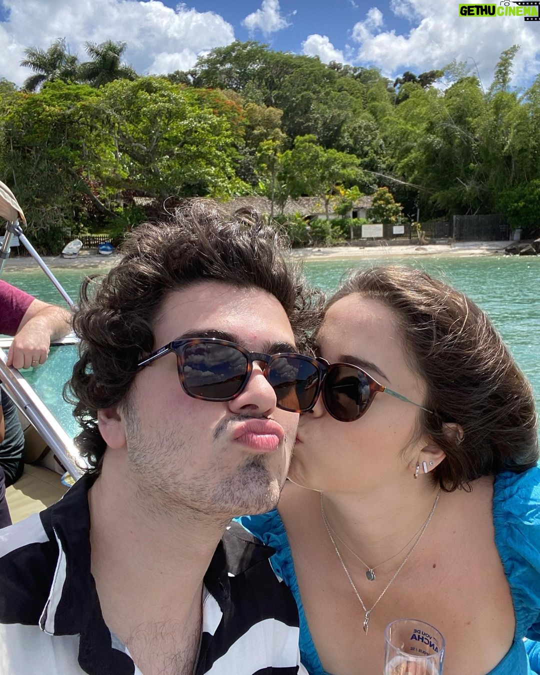 Matheus Lustosa Instagram - Começou cedo as comemorações por aqui hehe #casamento #viral Jurerê in