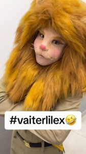 Matheus Ueta Instagram - eae vai ter #Lilex ou não?! #ainfanciaderomeuejulieta @ainfanciaderomeuejulieta