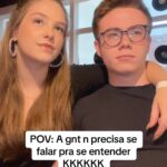 Matheus Ueta Instagram - kkkkkkkkk manda pra aquela pessoa que te entende só de olhar #casal #amizade