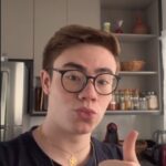 Matheus Ueta Instagram - um dia na minha vida! gostaram? #vlog