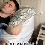 Matheus Ueta Instagram - eu nessa segunda fui bem assim kkkkkk #humor já estão de férias??