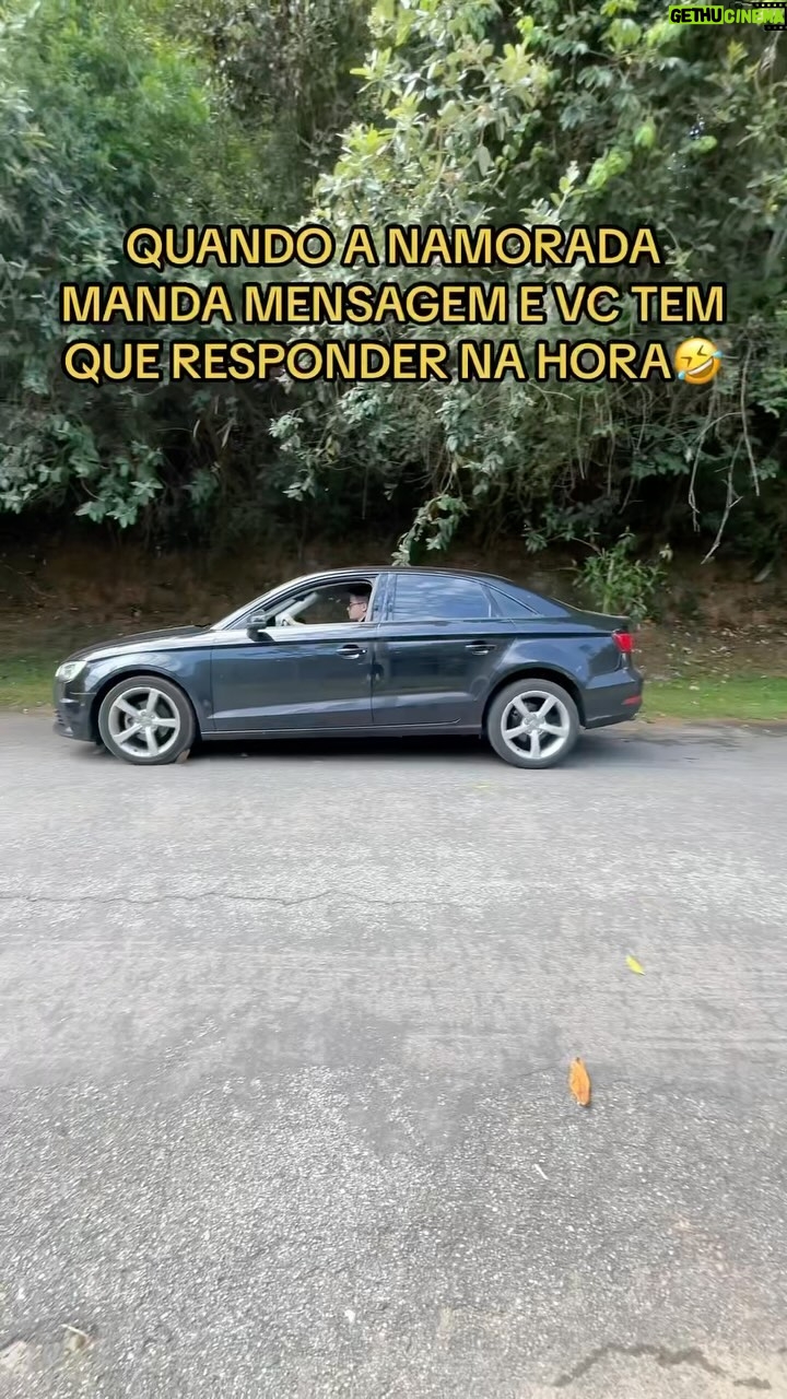 Matheus Ueta Instagram - se a mulher chamou vc tem q responder na hora! #humor #casal