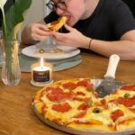 Matheus Ueta Instagram – Alexa, como fazer a pizza perfeita???

Velinha da @okkihome

Gostam de vídeos de receitas? #food #pizza #comida #cozinhando