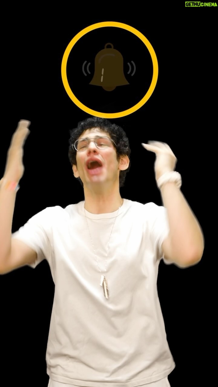 Matt Bennett Instagram - MATT BENNETT from VICTORIOUS lists everything he knows about Australia in 10 SECONDS! Why? Because Party 101 is headed down under in May! Tickets on sale now! What’s your favorite thing about Australia? Leave a comment and let us know!