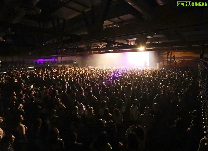 Matt Bennett Instagram - I can’t with this 😭 I’ll post more pictures and videos as I get them but from the bottom of my heart I wanted to say thank you to Houston, Dallas, and Phoenix. These last three shows were INCREDIBLE! Thank you for bringing the energy! And thank you to my incredible friend @daniellamonet! See you soon New Orleans! 📷 by @_andyboy_ The Van Buren