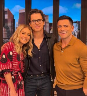 Matt Bomer Instagram - ❤️NYC❤️ 

Fellow Travelers now streaming on @paramountplus and @showtime
 
@maestrofilm in theaters Nov 22

All styling: @warrenalfiebaker 
Grooming: @melissa.dezarate and Losi