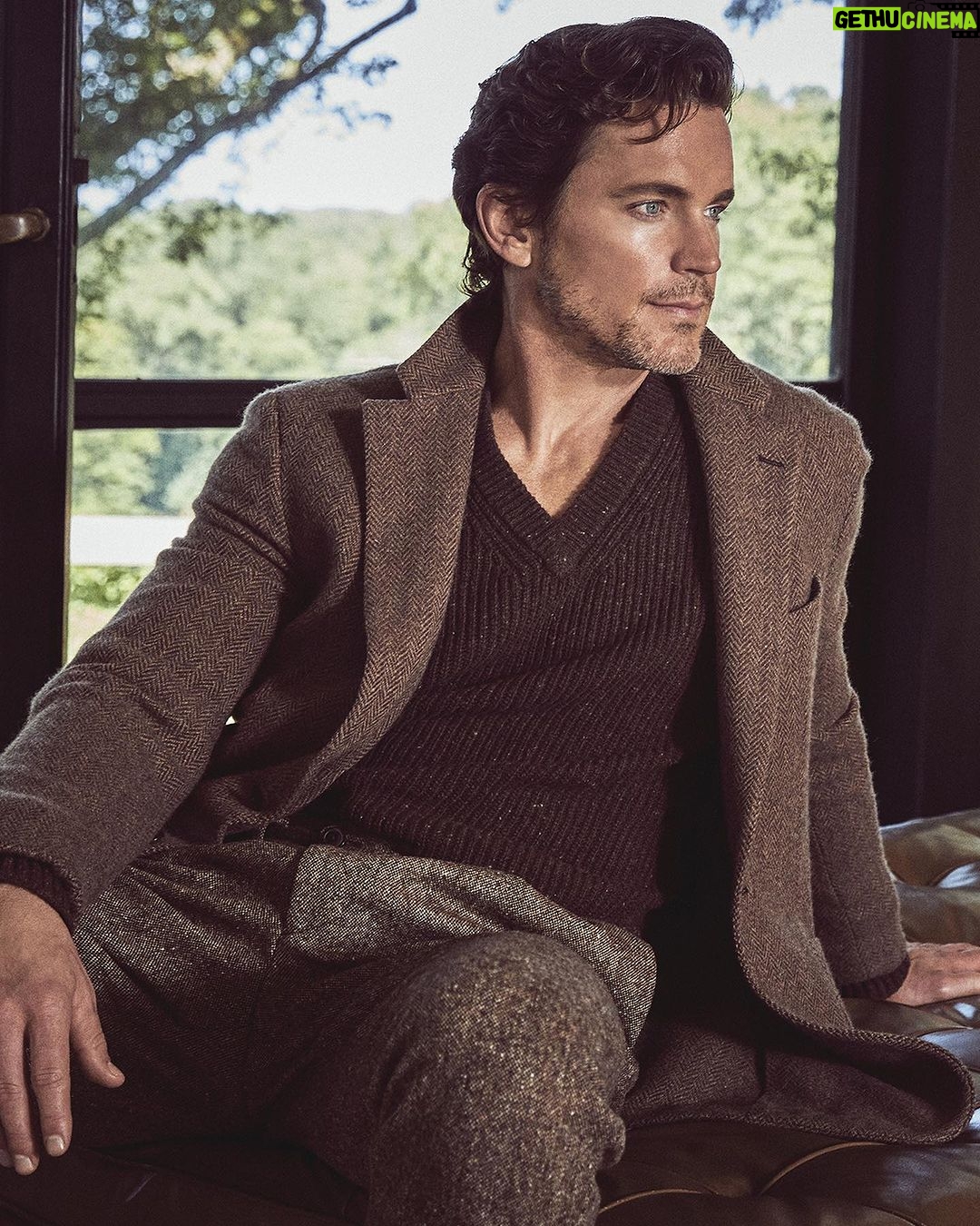 Matt Bomer Instagram - Todd Snyder and I have joined forces for the designer's latest Winter '23 campaign, featuring a current day take on mid-century modern classics, photographed at the late Philip Johnson’s mid-century modern residence in New Canaan, Connecticut. View the campaign now at the link-in-bio. Styling: @jimmooregq Photography: @klt63 Creative Direction: @pmgutman Philip Johnson Glass House