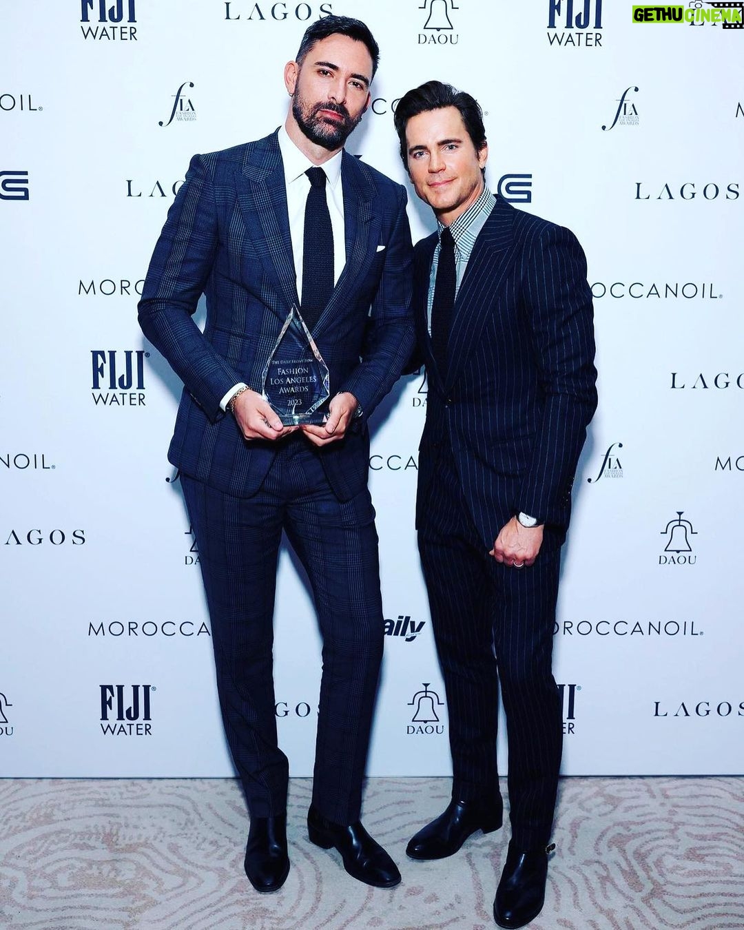 Matt Bomer Instagram - Congratulations @warrenalfiebaker on the well deserved Menโs Stylist of the Year Award from @dailyfrontrow ! Also: congratulations on being 6โ5. Thank you for everything my friend! ๐โโ๏ธ: @joannapford