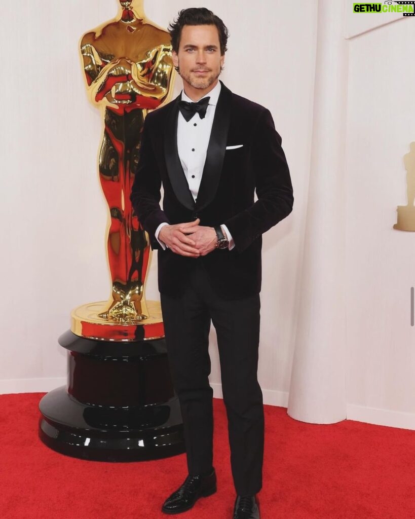 Matt Bomer Instagram - My first Oscars-I’ll never forget it. I’m so proud of, and grateful to, everyone involved in @maestrofilm. Thank you @brunellocucinelli_brand for taking such great care of me. And to @warrenalfiebaker for looking out for me always. Styling: @warrenalfiebaker All clothing: @brunellocucinelli_brand 💇‍♂️: @shawnesssss 😌: @traciemartyn 📸: @jakerosenberg Academy Awards