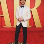 Matt Bomer Instagram - My first Oscars-I’ll never forget it. I’m so proud of, and grateful to, everyone involved in @maestrofilm. Thank you @brunellocucinelli_brand for taking such great care of me. And to @warrenalfiebaker for looking out for me always. Styling: @warrenalfiebaker All clothing: @brunellocucinelli_brand 💇‍♂️: @shawnesssss 😌: @traciemartyn 📸: @jakerosenberg Academy Awards