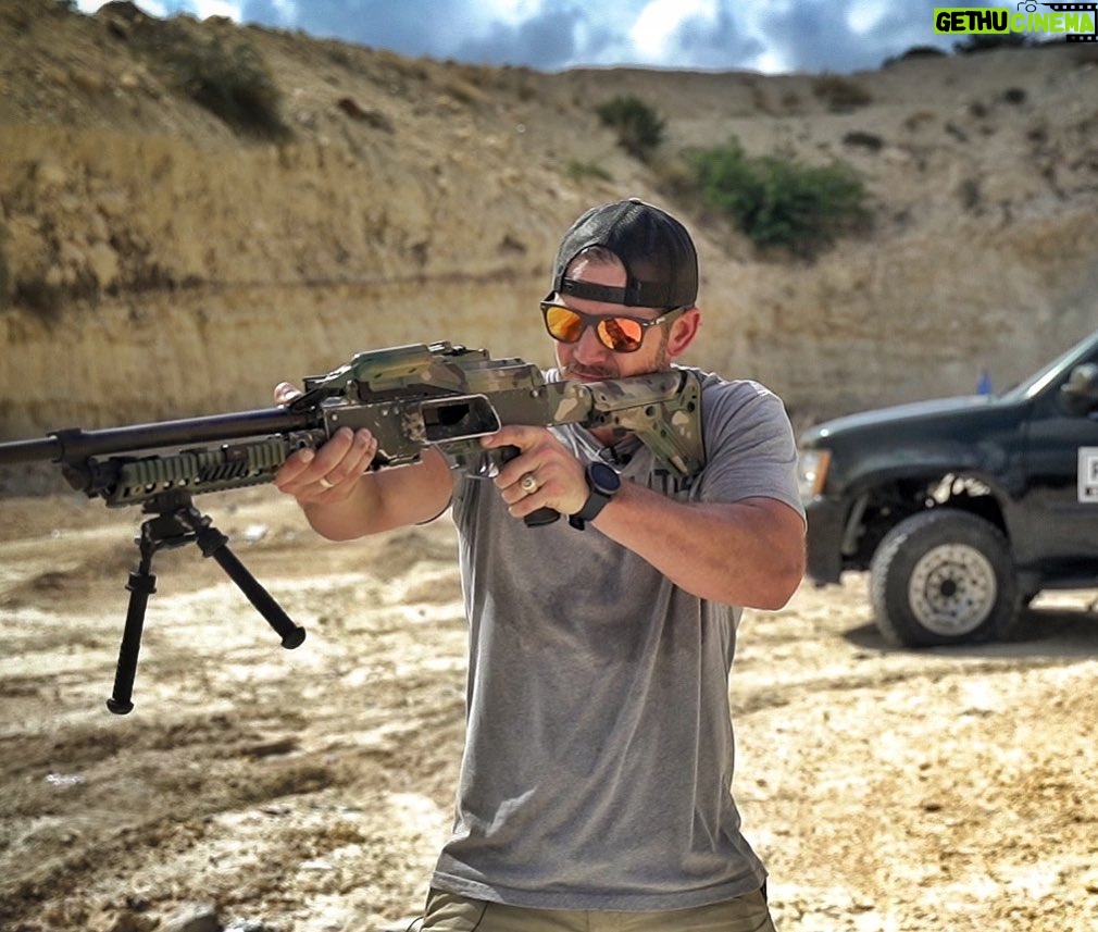 Matt Carriker Instagram - Mmmmm who wants to see a PKM????? Don’t worry about the black car, I’m sure it’s safe…. @premierbodyarmor @drivetanks @oxranch Texas