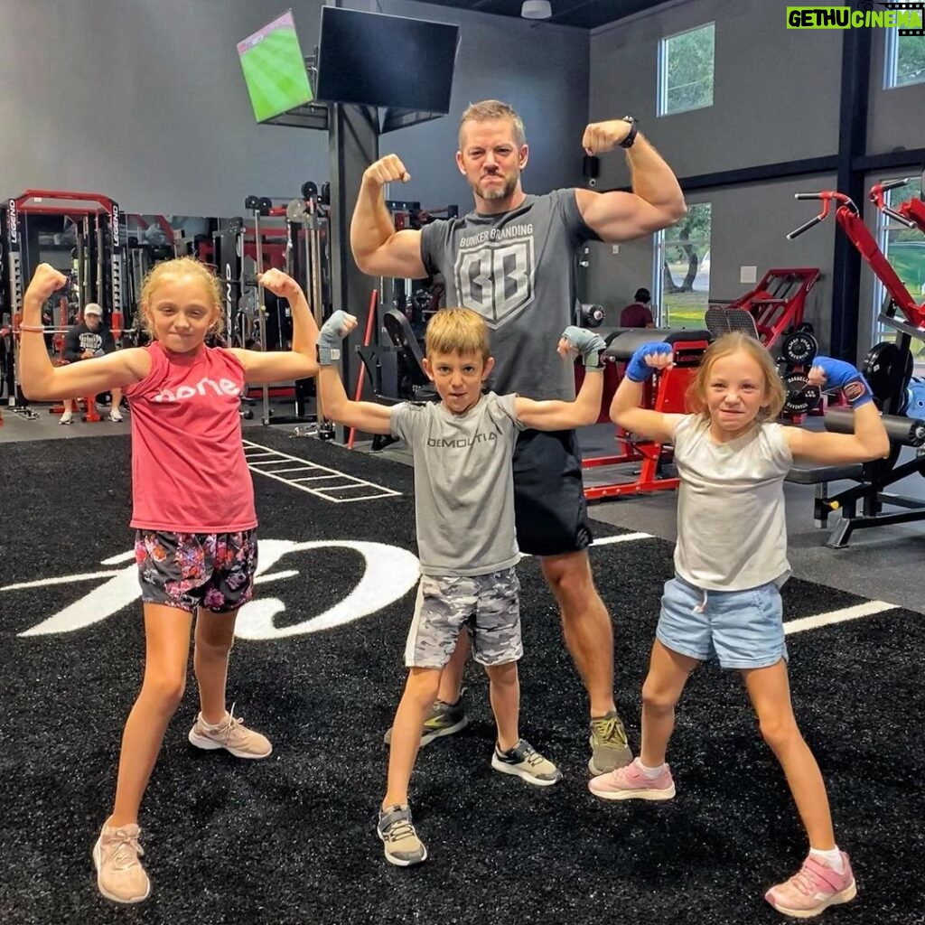 Matt Carriker Instagram - Working out with my kids 😍😍😍 Hey @mere_carriker , how the heck did they get so big so fast??? @grindhousetrainingfacility making us all better faster stronger. 💪🏻 Grind House Training