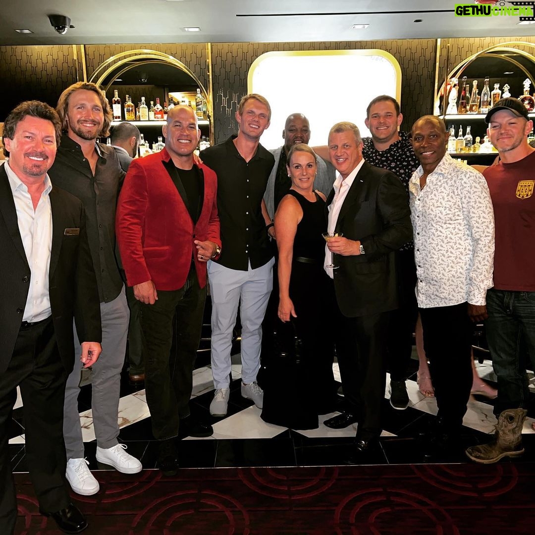 Matt Carriker Instagram - Dude Tito Ortiz AND a steak dinner from Chef Barry, epic night. @titoortizig @barrysprime @circalasvegas @richardwilk is the man. Vegas vid is live 🙌 Circa Las Vegas Resort & Casino