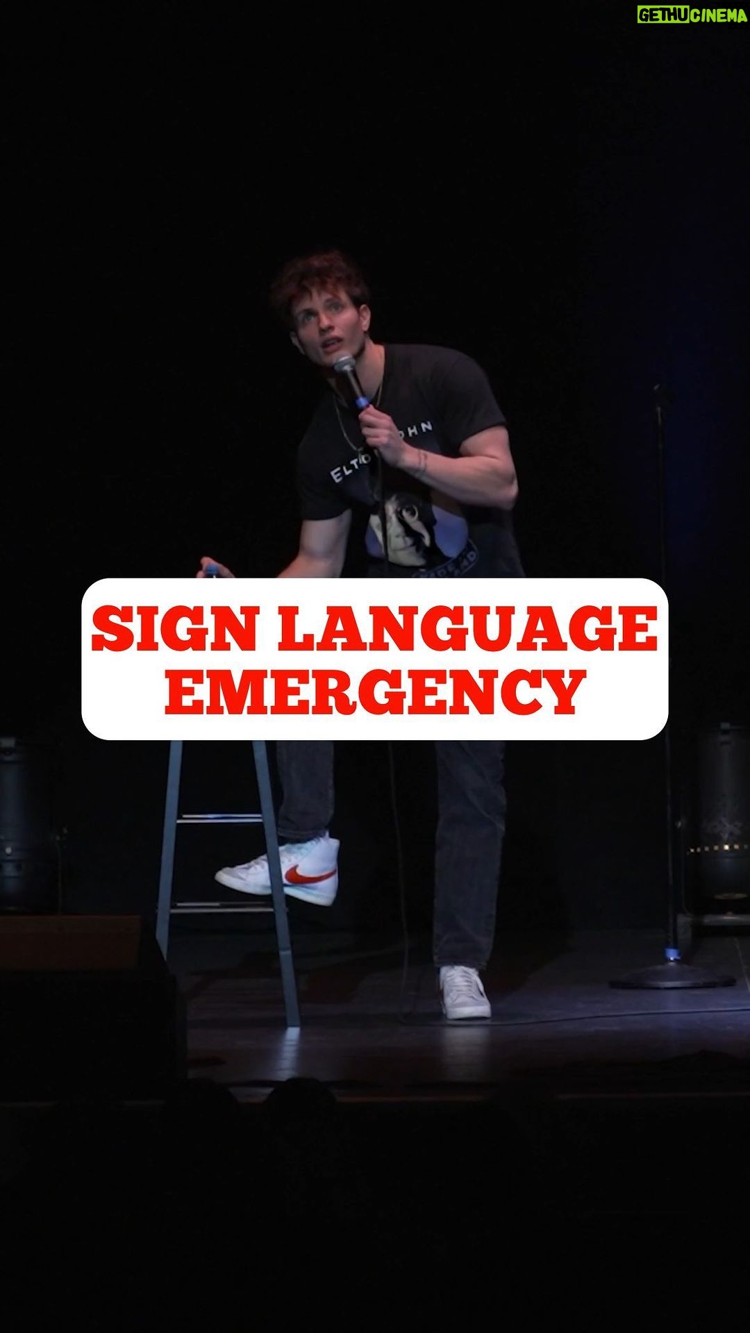 Matt Rife Instagram - He scared us half to deaf! 😱😂😅😮💨 #comedy #standup #standupcomedy #funny #mattrife #improv #crowdwork #deaf