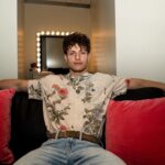 Matt Rife Instagram - Talk about a hard launch @americaneagle #AEJeans #AEPartner